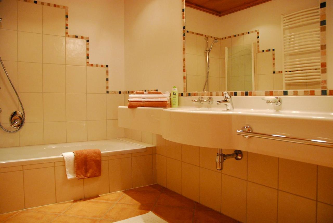 Landhaus Alpensonne Schattwald Zimmer foto